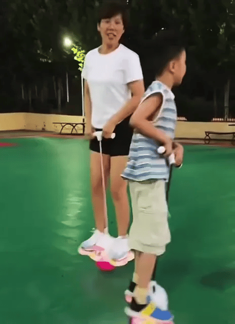 Panda Saltarín de Equilibrio Divertido